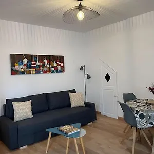 Appartement Pointe Rouge: Petit Cocon Entre Et Colline, Marseille